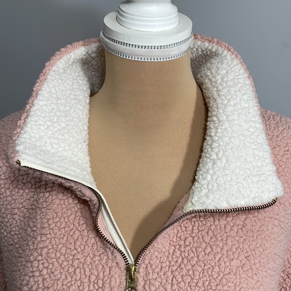 EUC Old Navy Cozy Sherpa Quarter-Zip Pullover in Pink and Cream Size XXL - Picture 5 of 9